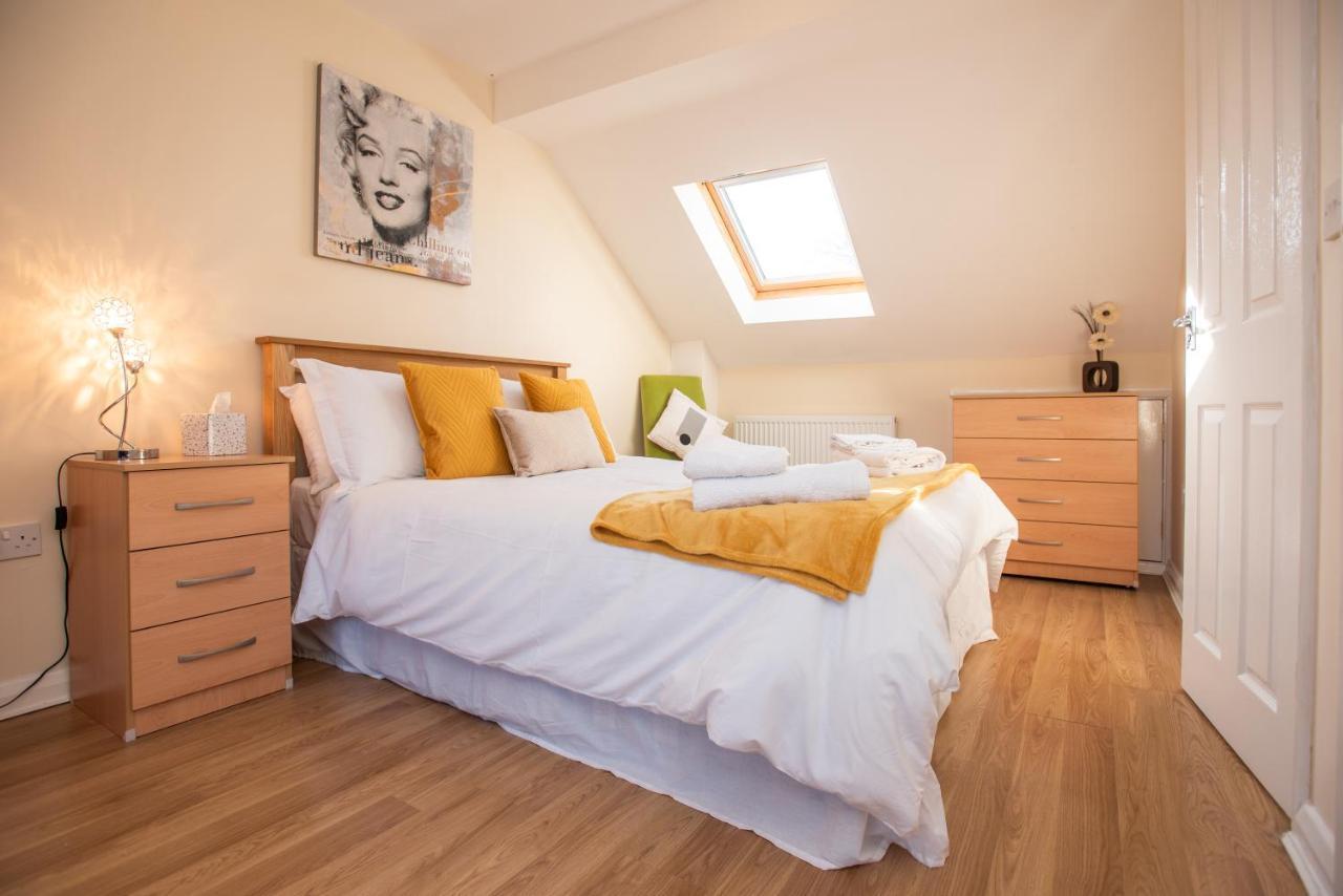 Cowley Spacious Flat With Parking, Оксфорд Екстер'єр фото