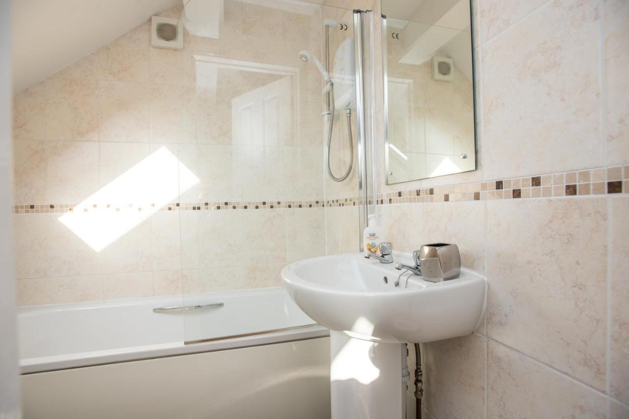 Cowley Spacious Flat With Parking, Оксфорд Екстер'єр фото