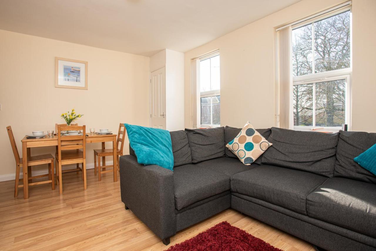 Cowley Spacious Flat With Parking, Оксфорд Екстер'єр фото