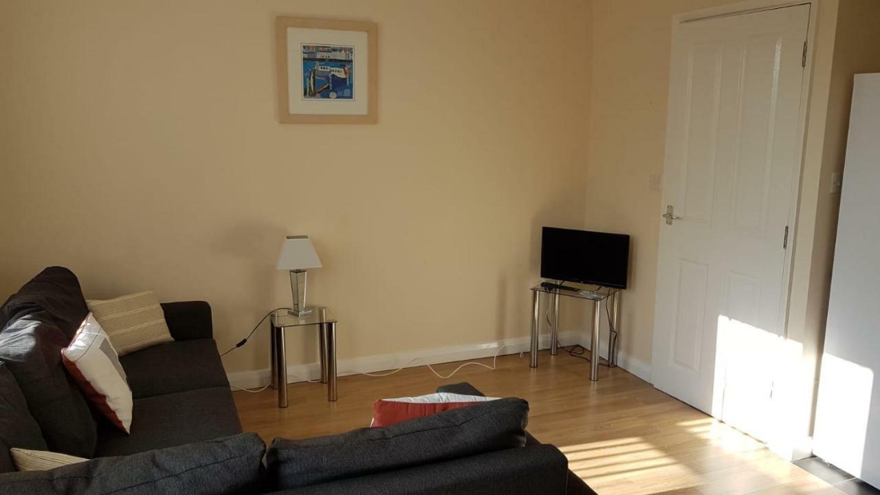Cowley Spacious Flat With Parking, Оксфорд Екстер'єр фото