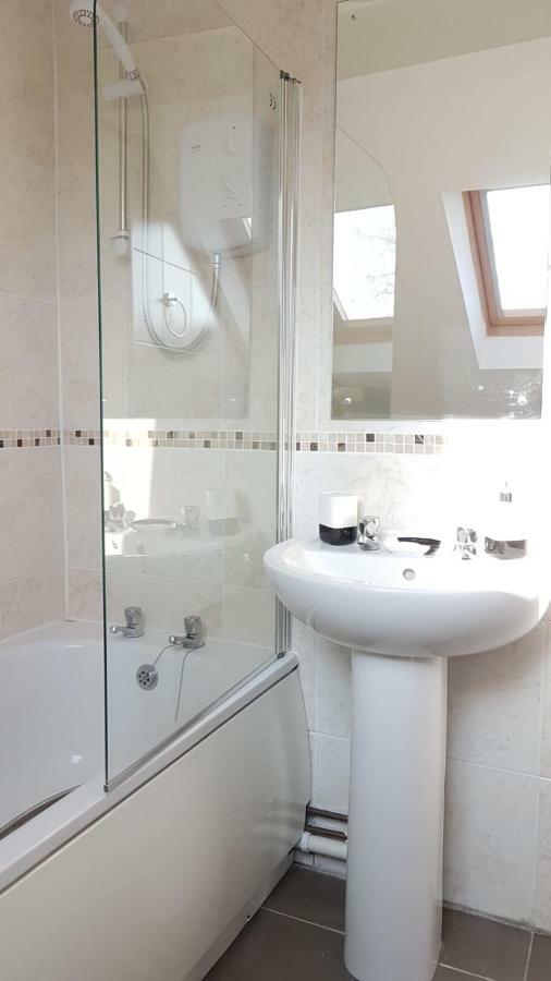 Cowley Spacious Flat With Parking, Оксфорд Екстер'єр фото
